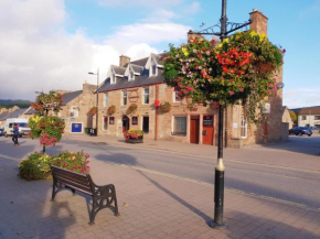 Commercial Hotel
